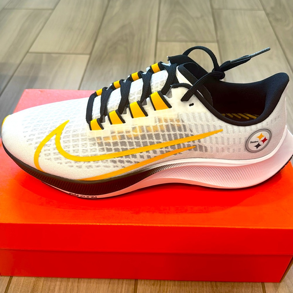 Nike Zoom Pegasus 37 Steelers Size 10.5